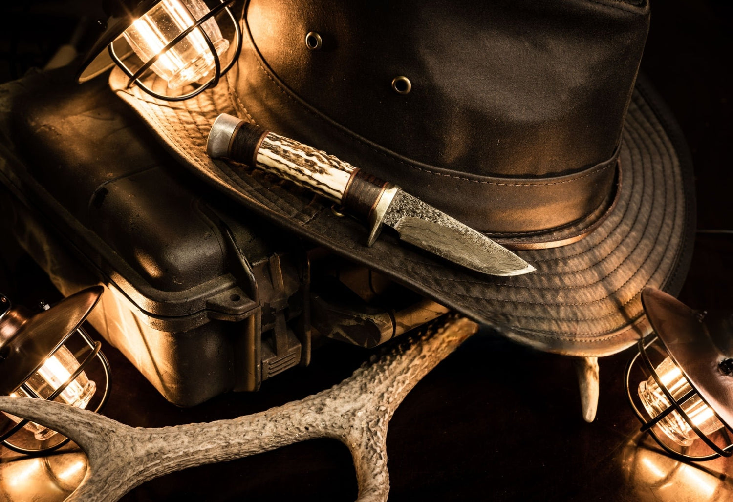POCKET KNIVES