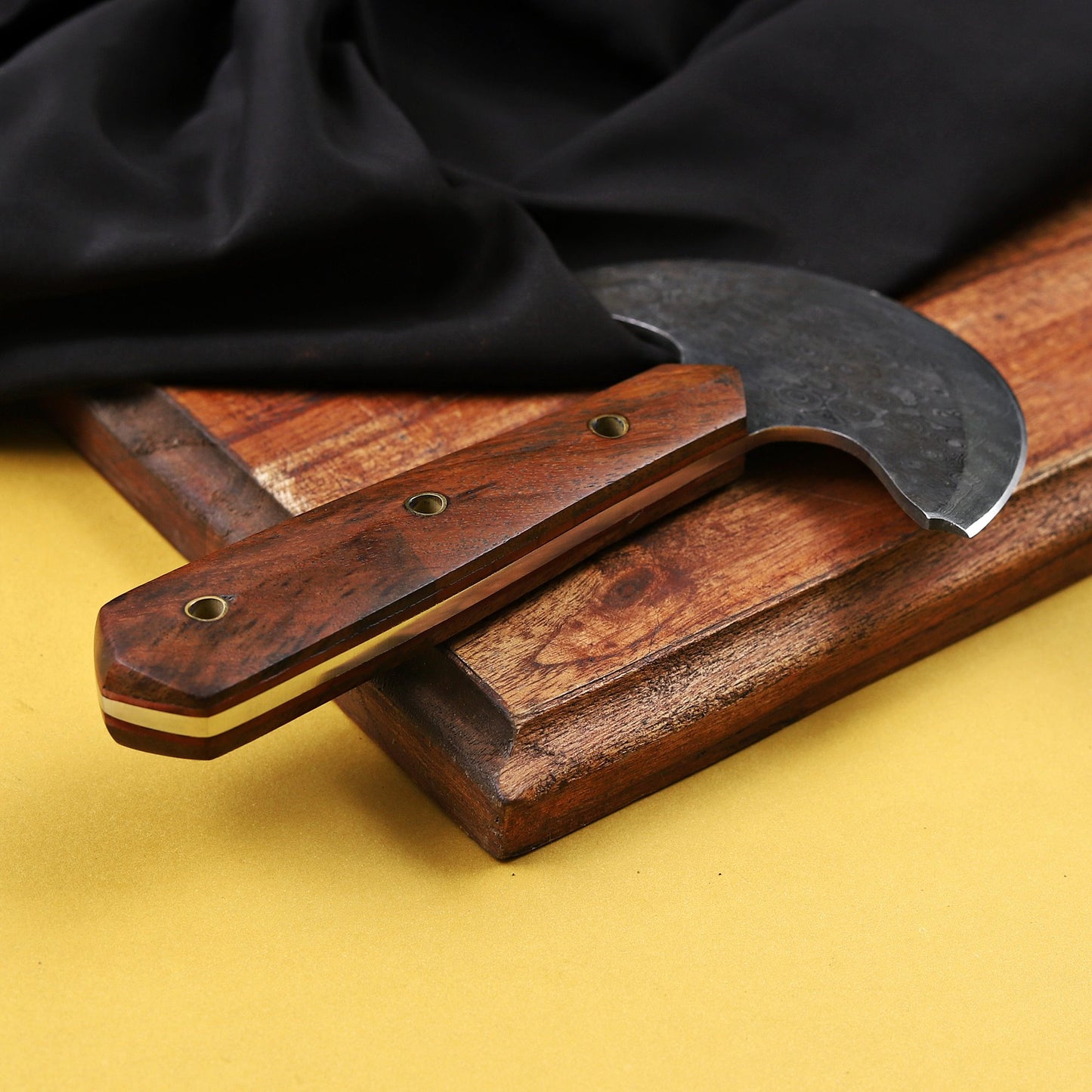 Banff Crescent Edge – Damascus Steel Ulu Knife